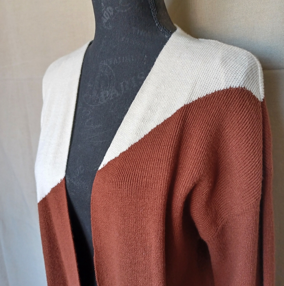 Kathy Ireland Tri-Tone Open Cardigan - Picture 2 of 5